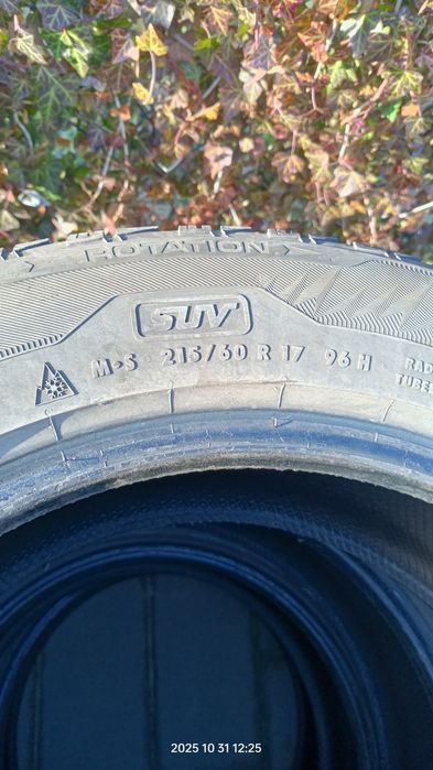 215 60 r17 Uniroyal MS plus 77