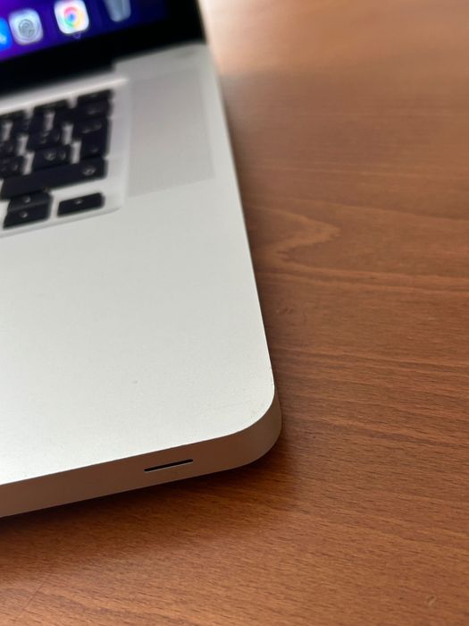 MacBook PRO a1286 Core2 Duo 15”
