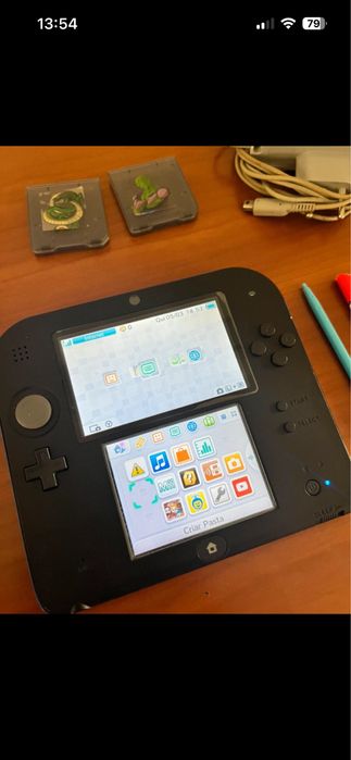 Nintendo 2DS Como nova Com Acessorios
