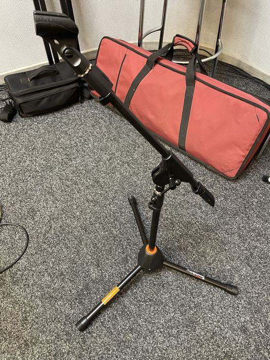 Продам мікрофону стійку SOUNDKING SKSD226