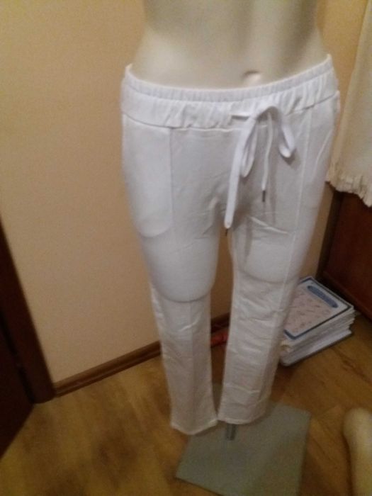 Dres biały elegancki