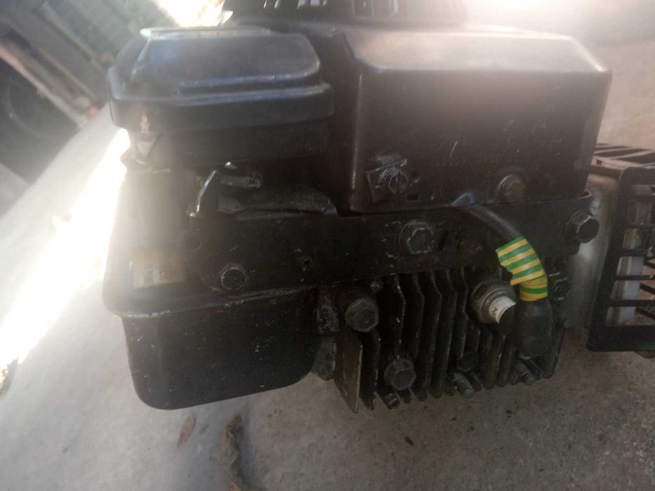 двигун Briggs&Stratton 375