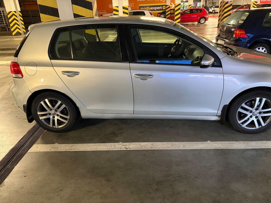 Volkswagen Golf GOLF VI 2011 srebrny