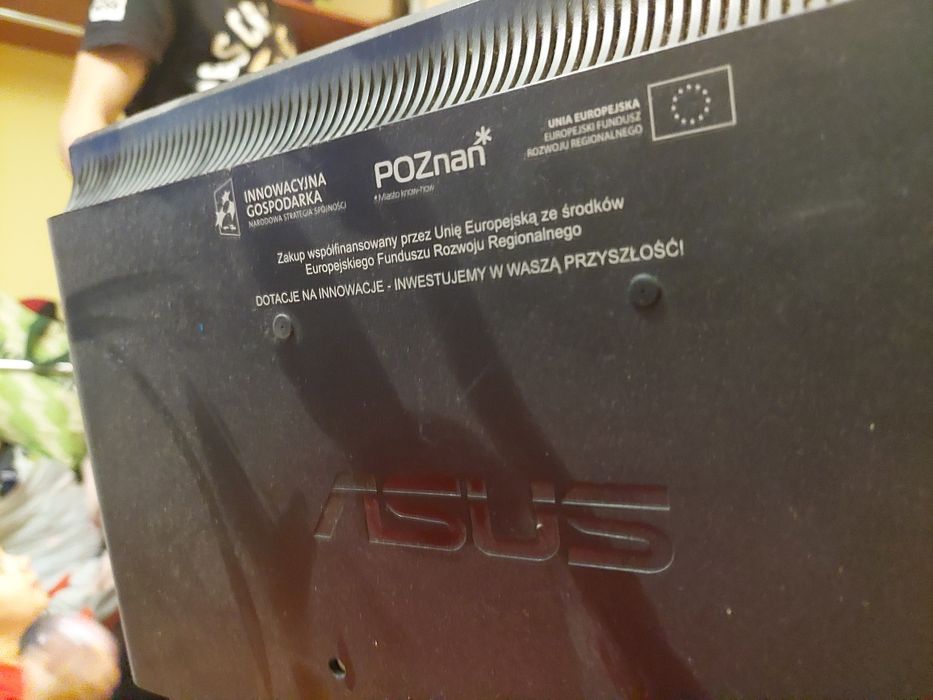 Monitor marki asus