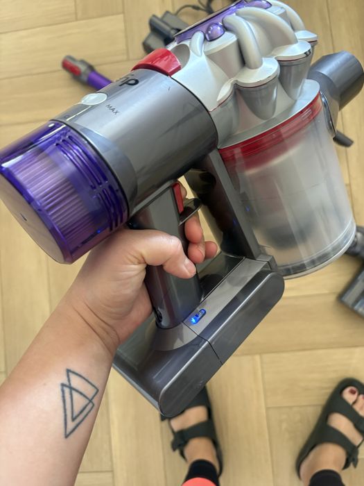 Odkurzacz pionowy Dyson V8 Origin.