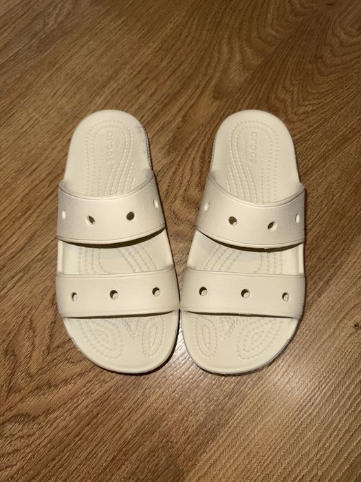 Crocs Crocs Crocs