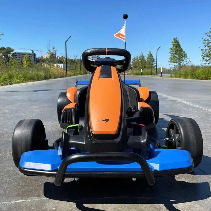 Bolid GOKART MCLAREN DRIFT 24V 400W Elektryczny Auto Akumulator DZIECI