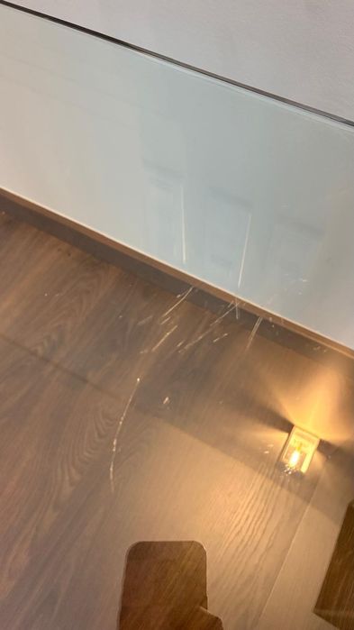 Curved Consola Vidro Temperado - AREA STORE