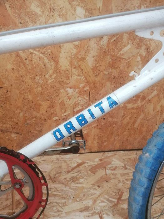 Bicicleta antiga BMX Orbita