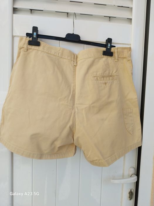 Calções curtos para homem