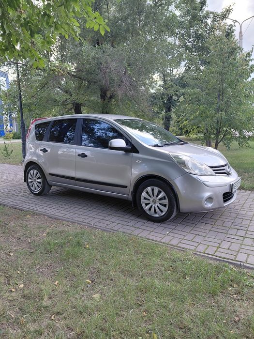 Nissan Note 2010 рік