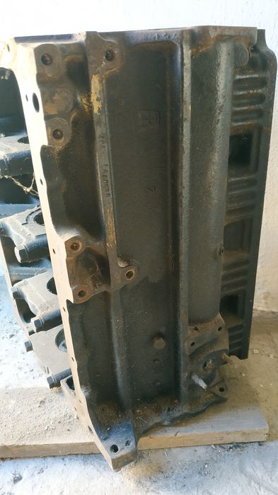 Блок двигателя Ford