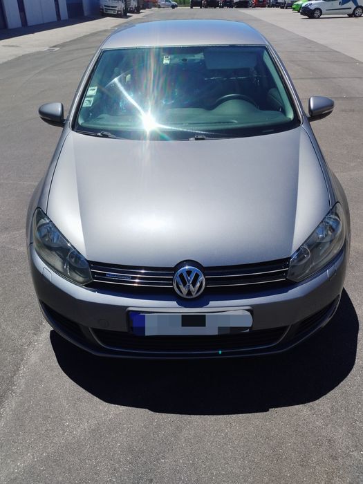 VW Golf VI 1.6 TDI Bluemotion 105 cv