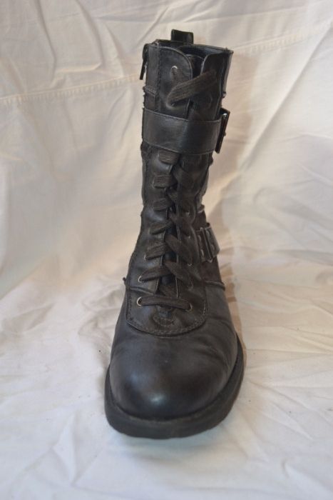 Демисезонные ботинки Graceland р. 38