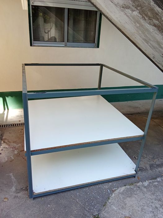 Bancada de trabalho com 3 tampos de 2 ,15 m  Comprimento