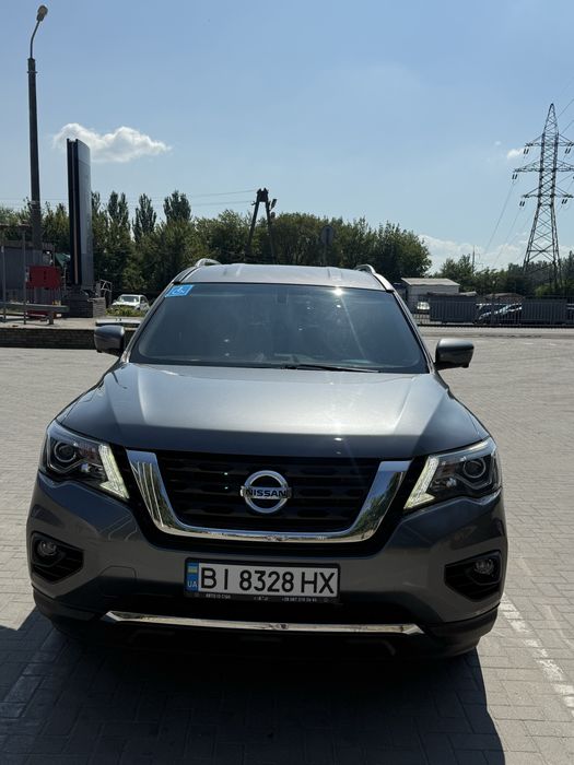 Nissan Pathfinder 2019
