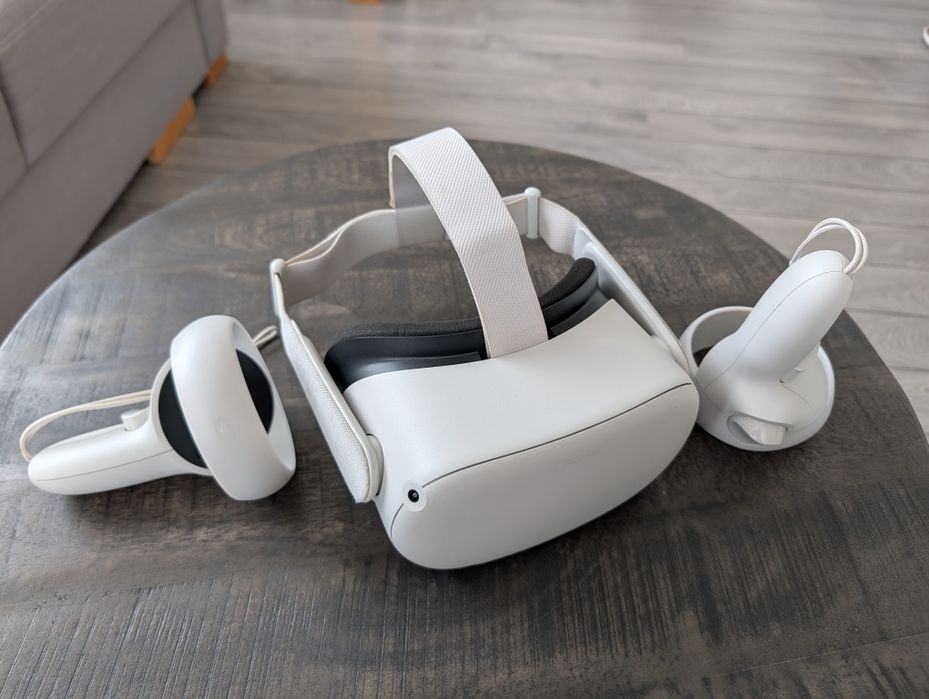 Meta Quest 2 + akcesoria