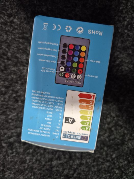Lâmpada LED com controle remoto