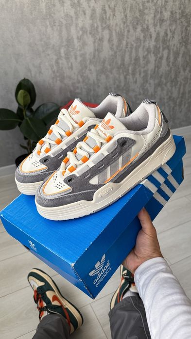 Adidas ADI2000 Beige/Grey
