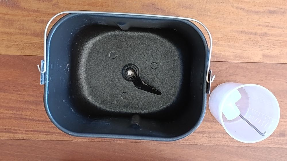 Cuba e pá da Máquina de Pão Silver Crest