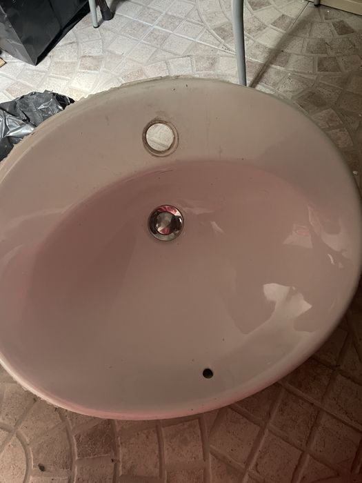 Lavatório sem móvel