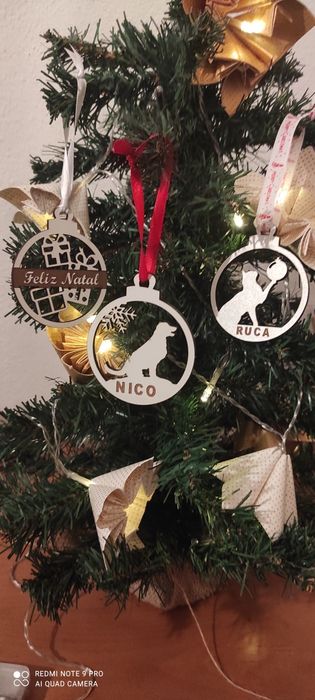 Bolas de Natal, gravadas a laser e a impressão 3D