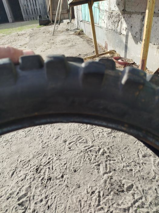 Продам шину дня мотоцикл