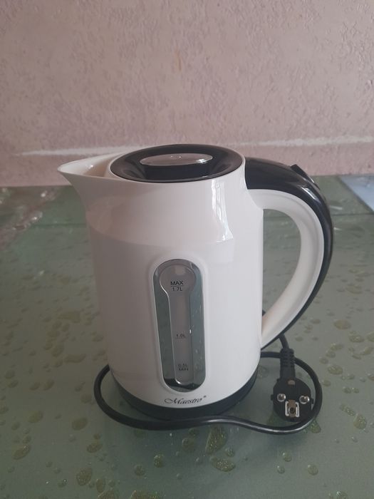 Продам электрочайник