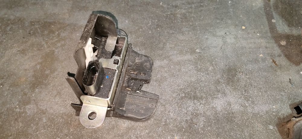 Material diverso VW golf 6