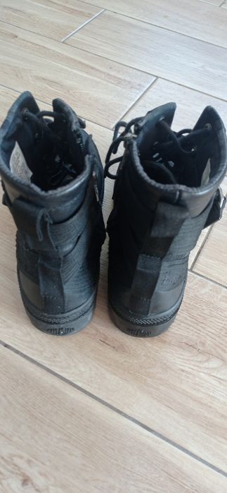 Damskie buty Palladium  rozm. 41