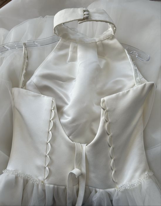 Vestido de noiva (cetim, tule) branco perolado, tamanho ajustável