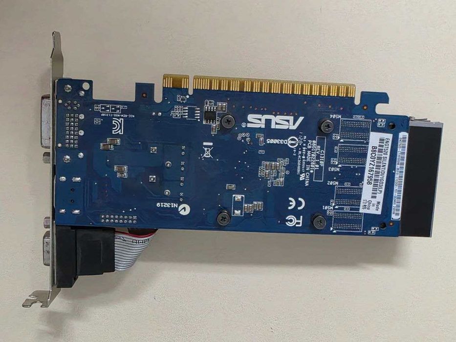 Відеокарта ASUS GeForce GT 520 Silent 1GB GDDR3 | Безшумна