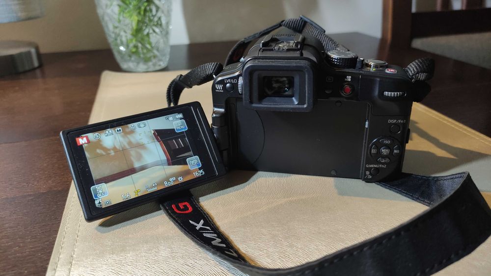 Aparat Panasonic Lumix DMC-G3, komplet, bezlusterkowiec