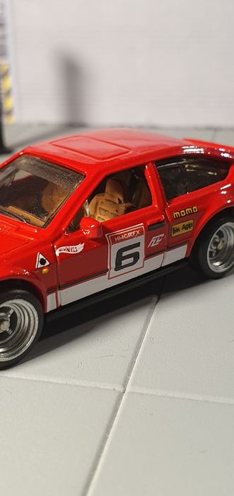 Hot wheels custom- Alfa romeo