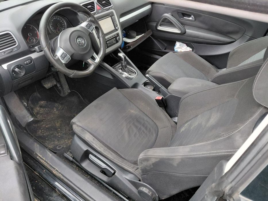Capô Volkswagen Scirocco 137