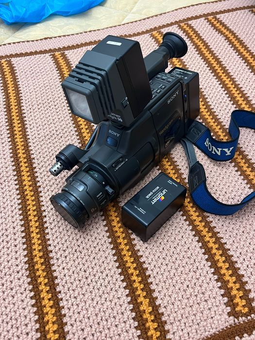 Sony Model NO. AC-V60A