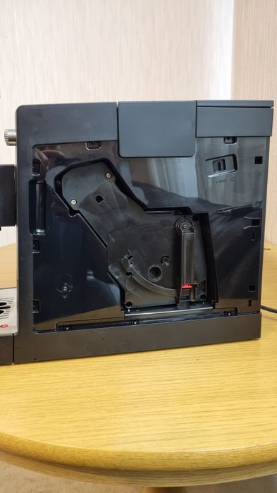 Кавоварка Nivona Nicr 758