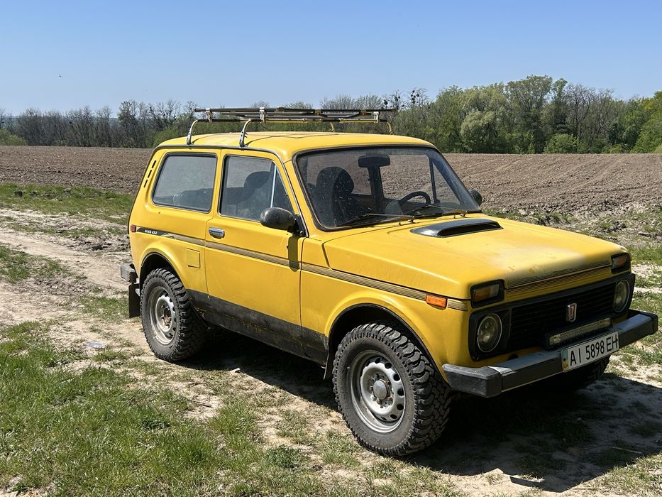 Продам автомобіль нива 2121