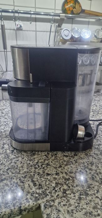 Ekspres do kawy kolbowy uszkodzony