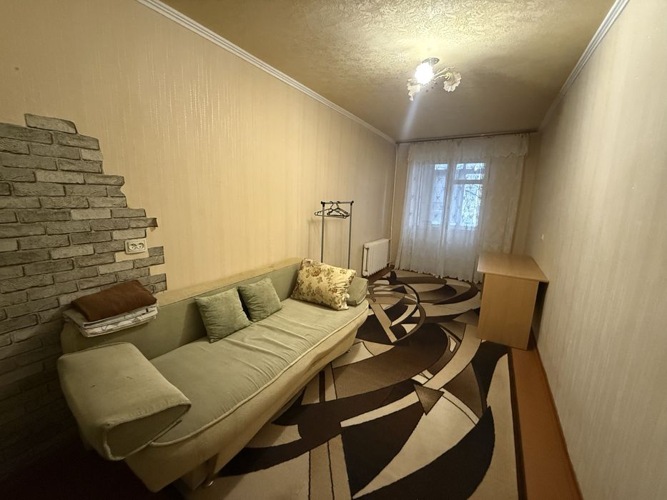 Здам 2 х кім.  квартиру !