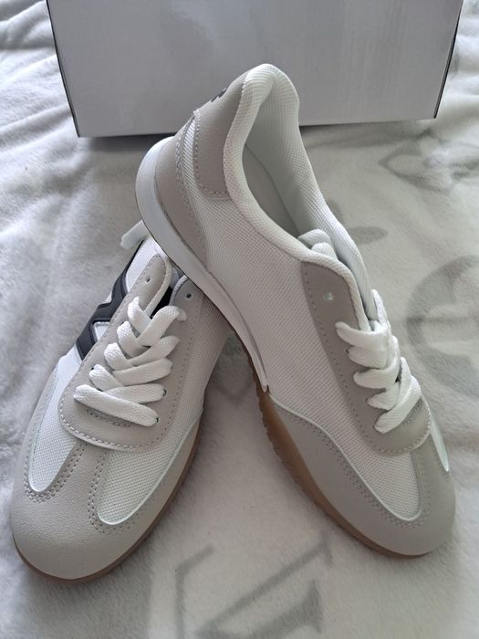 Śliczne buty sportowe rozm 36