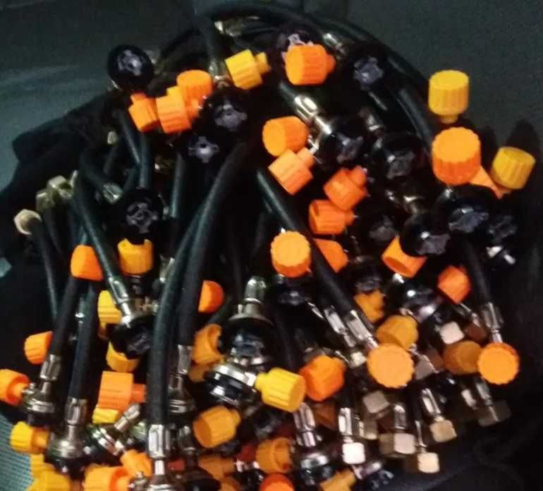 Переходник для заправки цанговых баллонов 220 грамм с шлангом