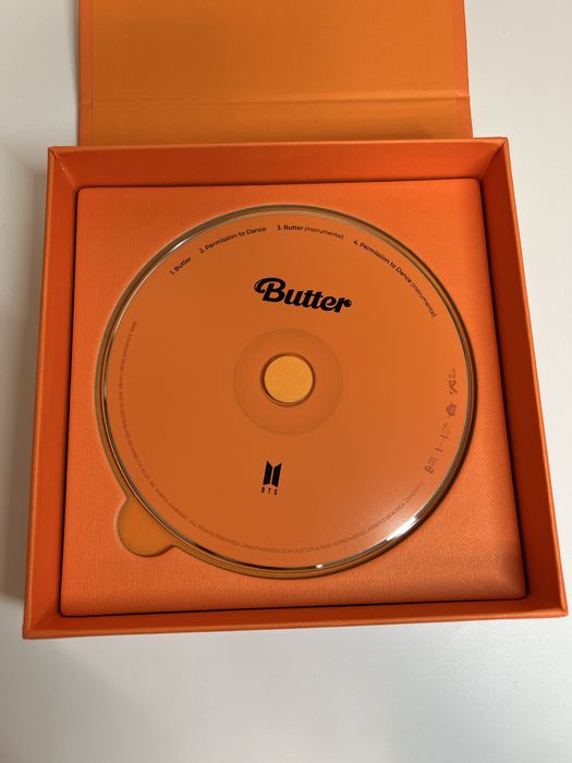 Альбом BTS «Butter» Peaches Ver.: 729 грн. - Коллекционирование