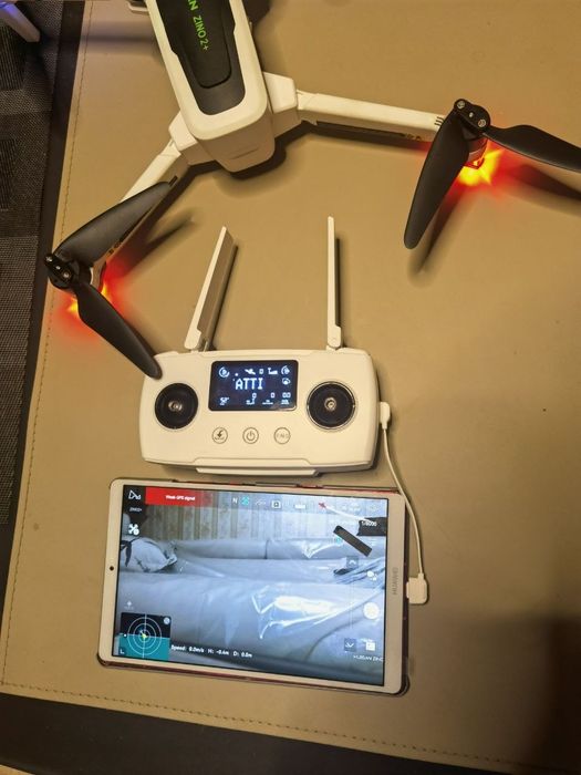 Квадрокоптер (Дрон ) Hubsan Zino 2+