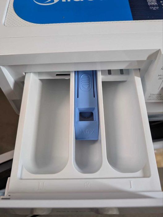 Pralka Midea MF10EW80B 8kg 1400 obr/min Slim