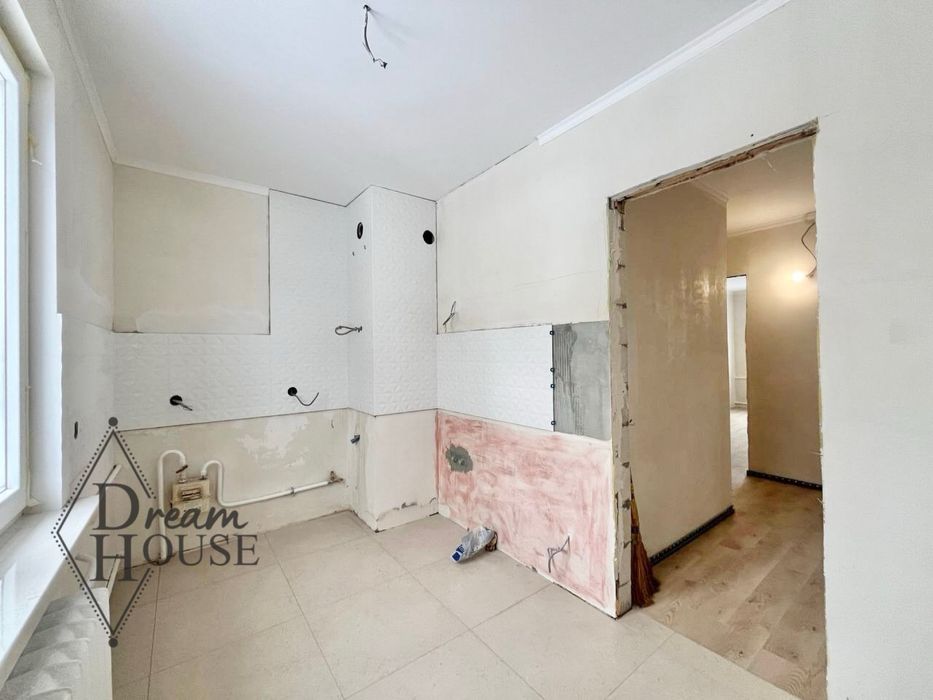 Продаж 2 кімнатної квартири