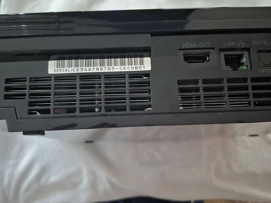 Playstation 3 CECHB01 plus GTA V