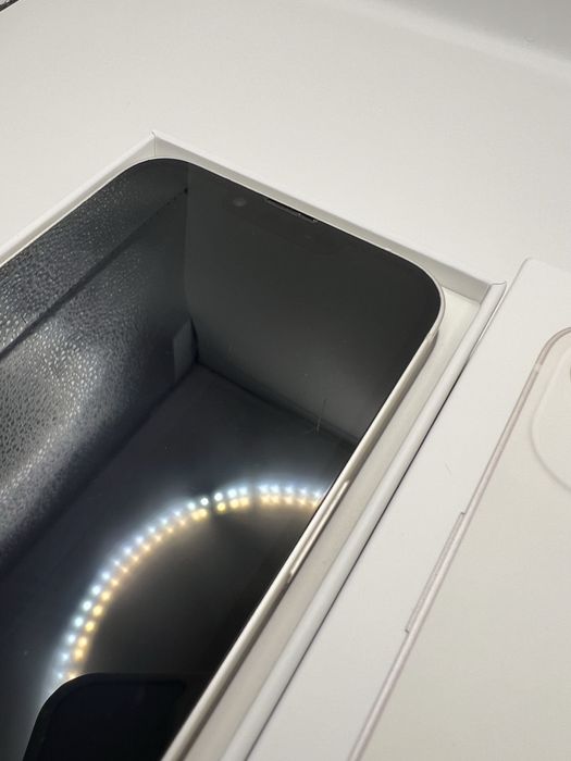 iPhone 13 128GB | 87% baterii | Biały | Stan Bardzo dobry