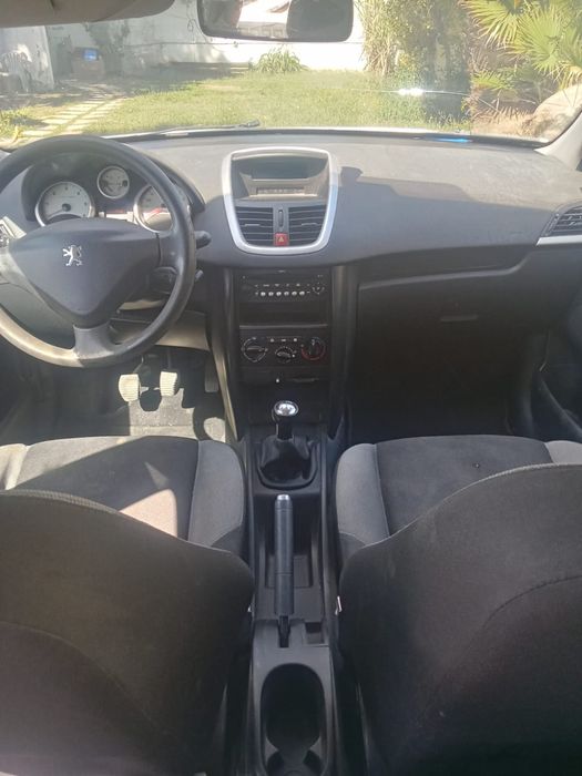 Peugeot 207 260 000km 2009 5P 1.4HDI
