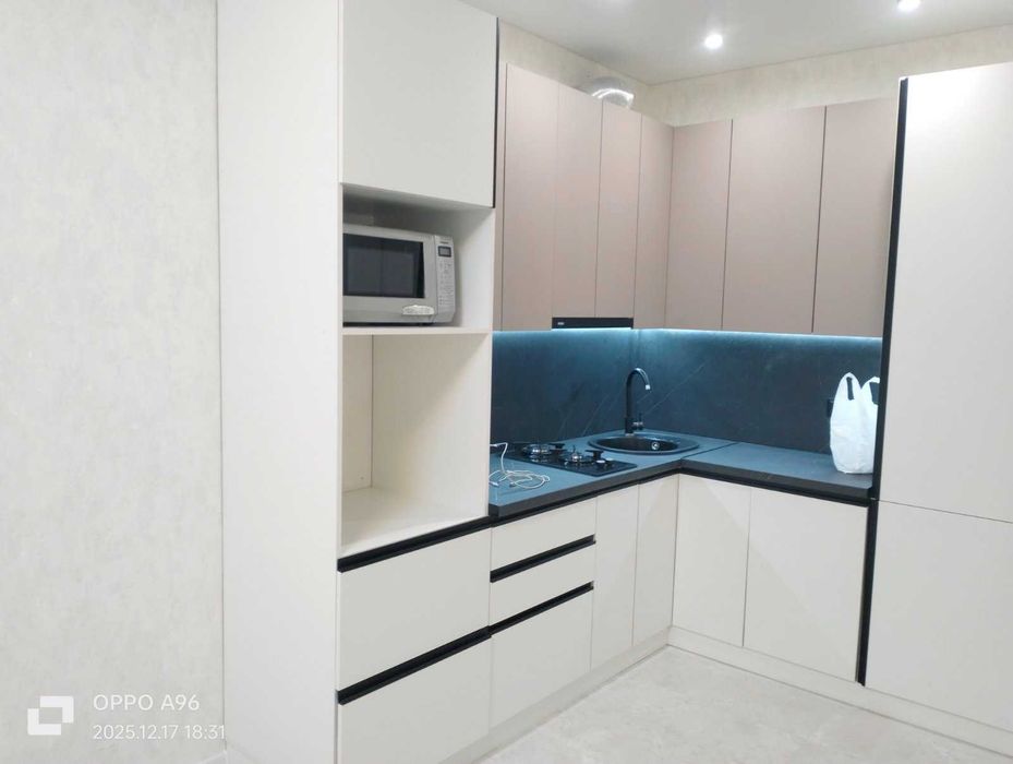 Продам 1 к квартиру з євроремонтом на вул.Волошковій 3586